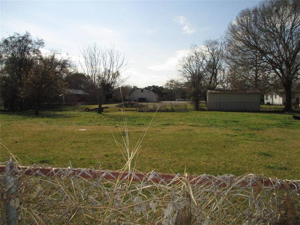 West Columbia, TX 77486,000 Oak ST