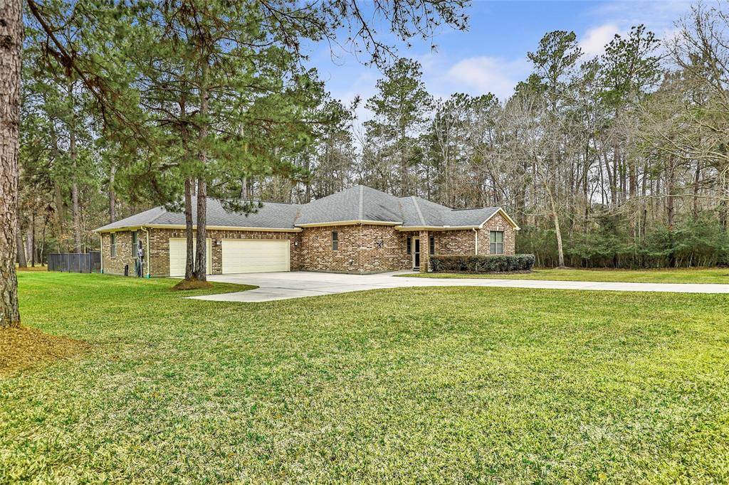 Huffman, TX 77336,27535 Golf View LN