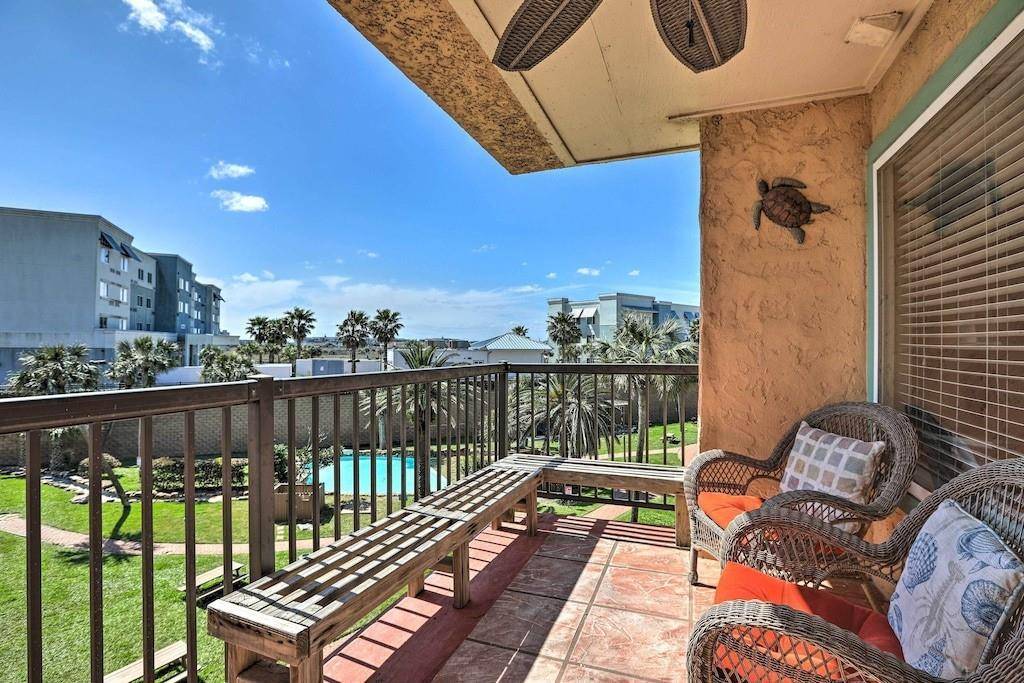 Galveston, TX 77554,9520 Seawall BLVD #215