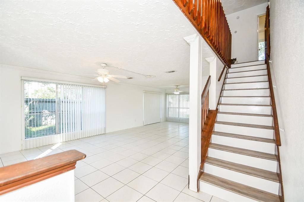 Stafford, TX 77477,12311 Grove Meadow DR