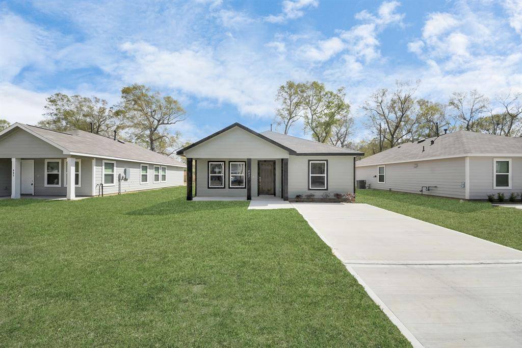 Cleveland, TX 77327,807 Jefferson Ave