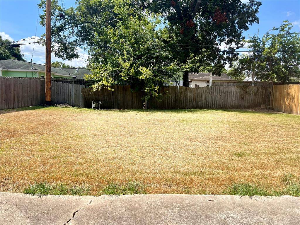 Houston, TX 77051,3026 Dulcrest ST