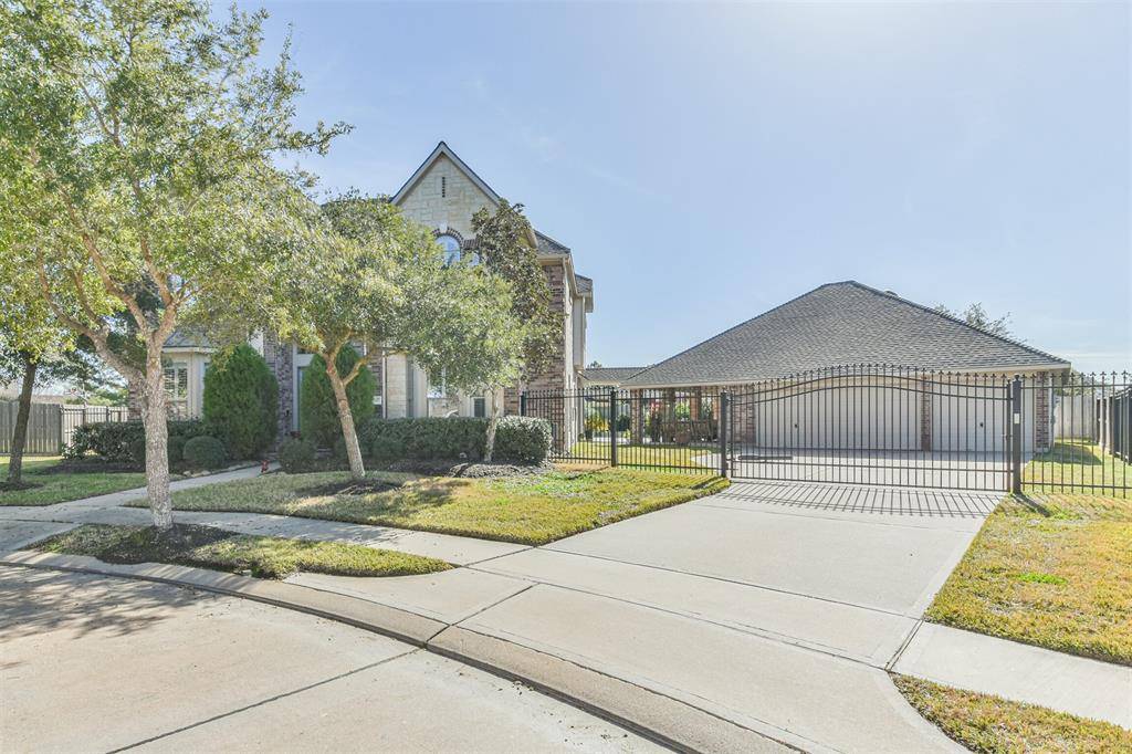 Cypress, TX 77433,21407 E Firemist CT