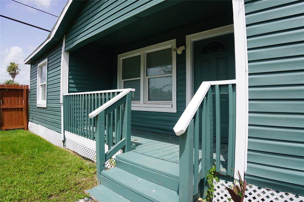 Hitchcock, TX 77563,6803 6th ST