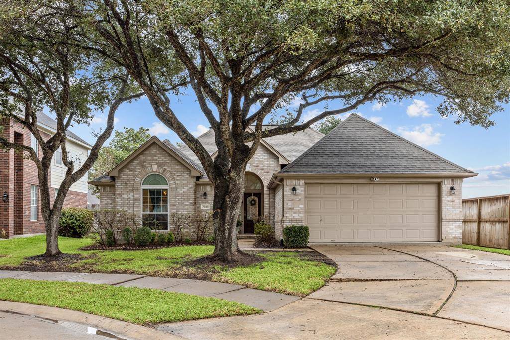 Richmond, TX 77407,7039 Clustering Oak CT