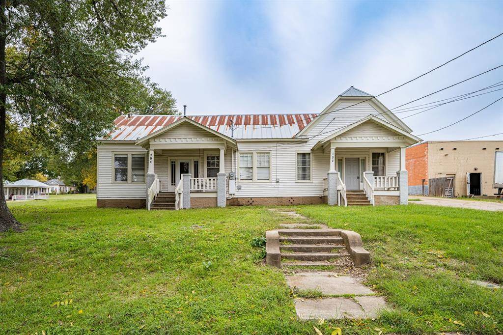 Brenham, TX 77833,702 & 704 Clinton ST