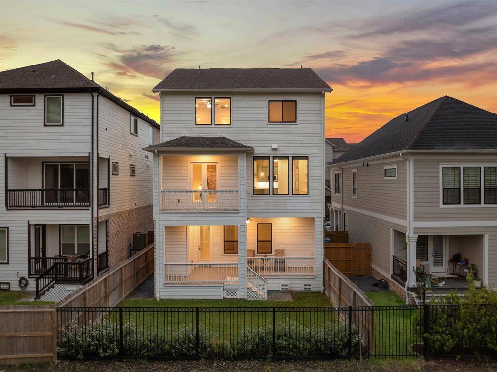 Houston, TX 77079,14006 Memorial Reserve PL