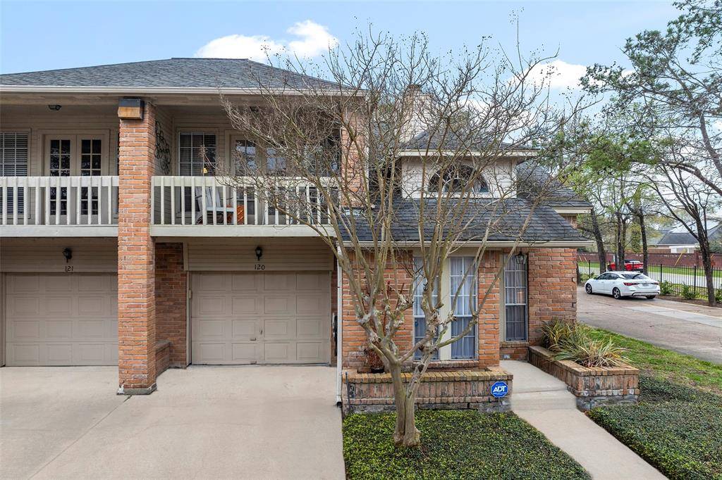 Houston, TX 77069,5515 Strack RD #120