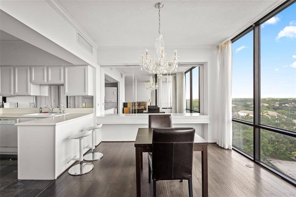 Houston, TX 77057,1111 Bering DR #805