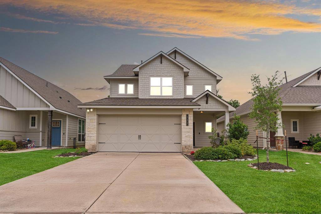 Angleton, TX 77515,111 Austin RD