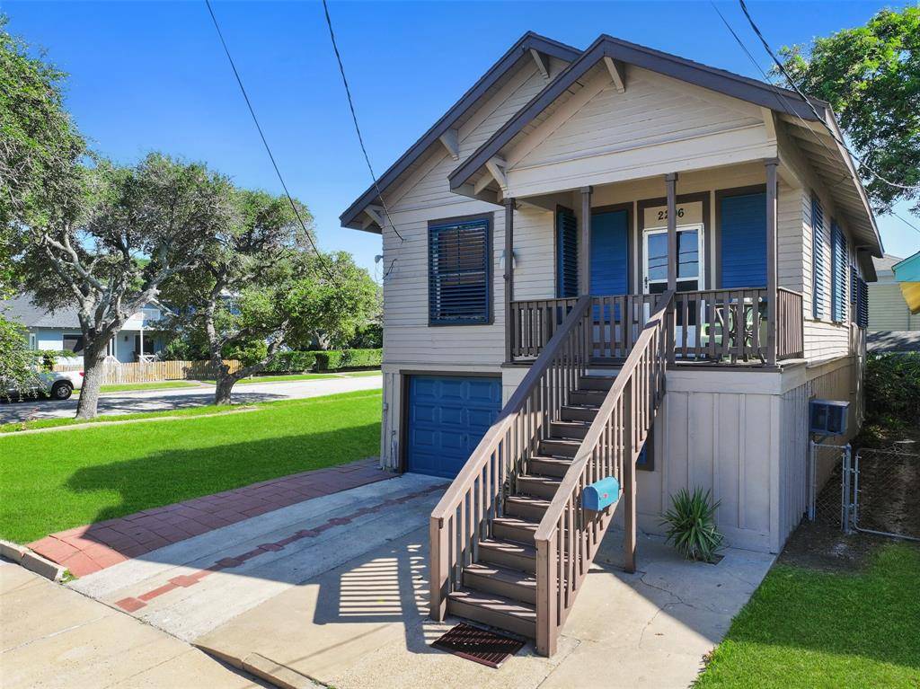 Galveston, TX 77550,2206 31st ST