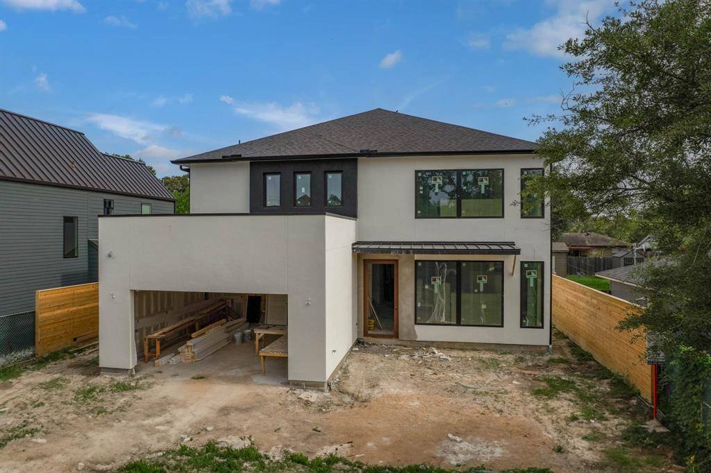 Houston, TX 77055,7006 Schiller ST