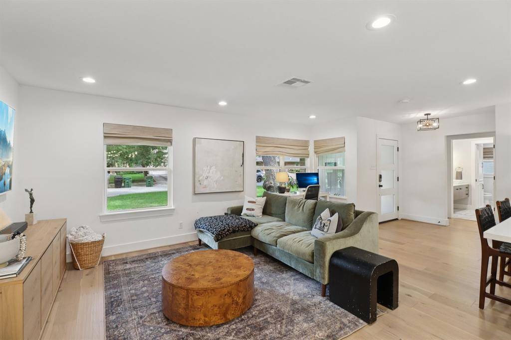 Houston, TX 77018,2327 Lamonte LN