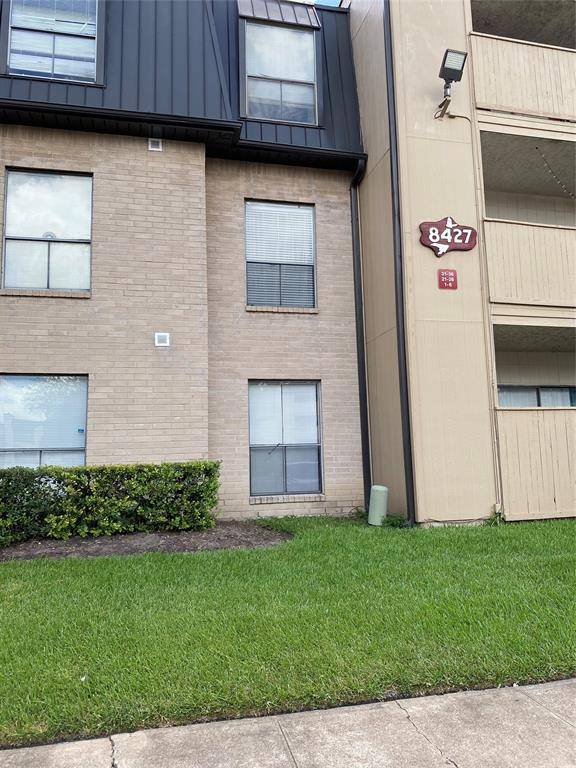 Houston, TX 77054,8427 Hearth DR #6