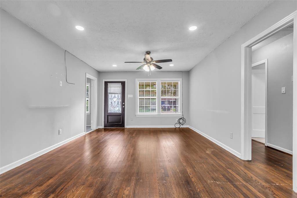 Pasadena, TX 77502,2032 Vince ST
