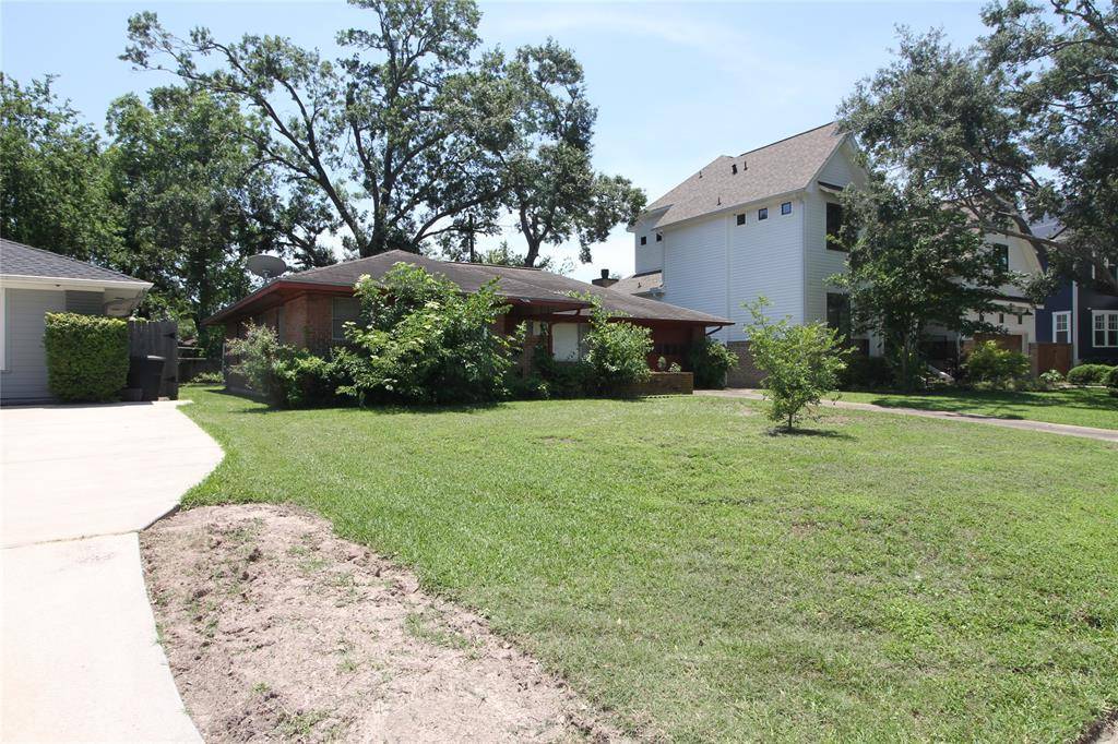 Houston, TX 77018,2315 Hewitt DR