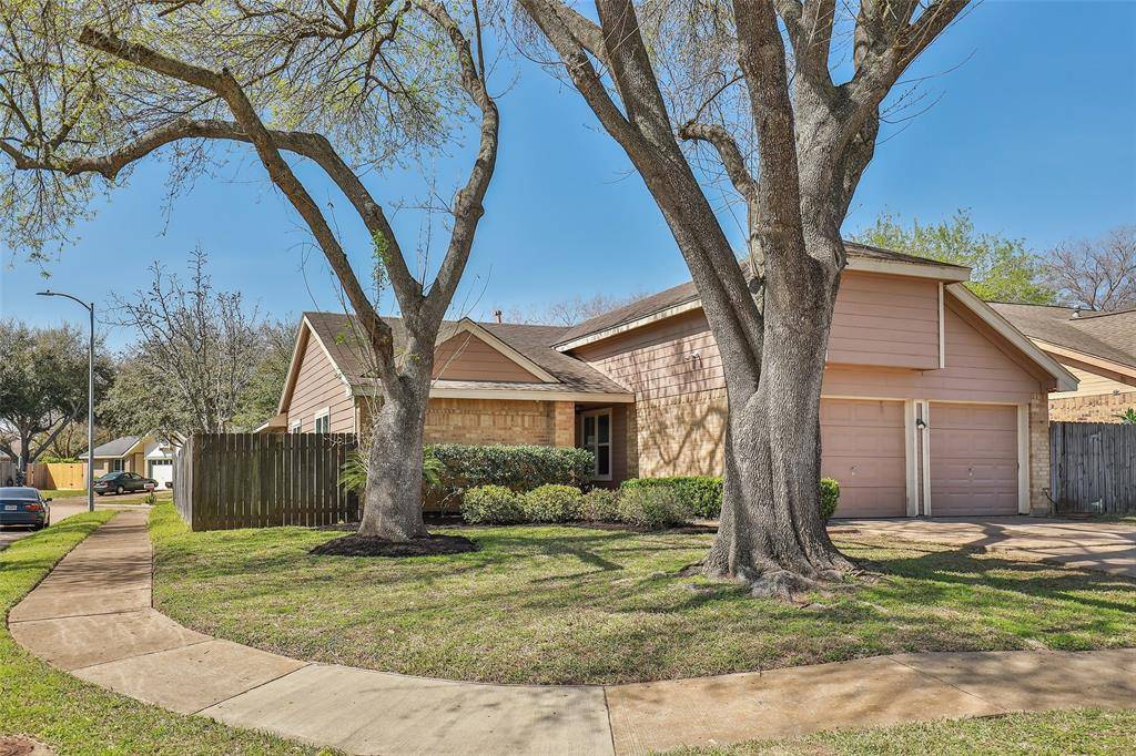 Sugar Land, TX 77478,2327 Sunset TRL