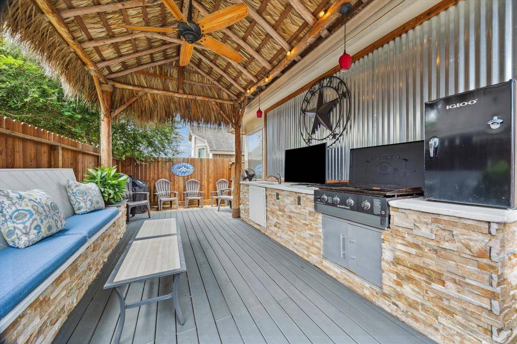 League City, TX 77539,213 Lighthouse Bay LN