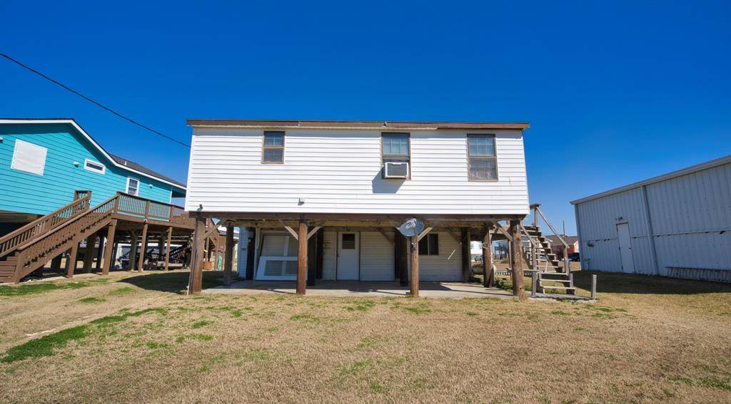 Sargent, TX 77414,976 County Road 202