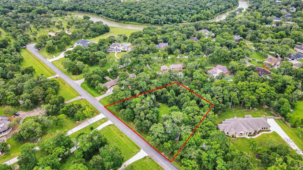 Friendswood, TX 77546,611 Oak DR