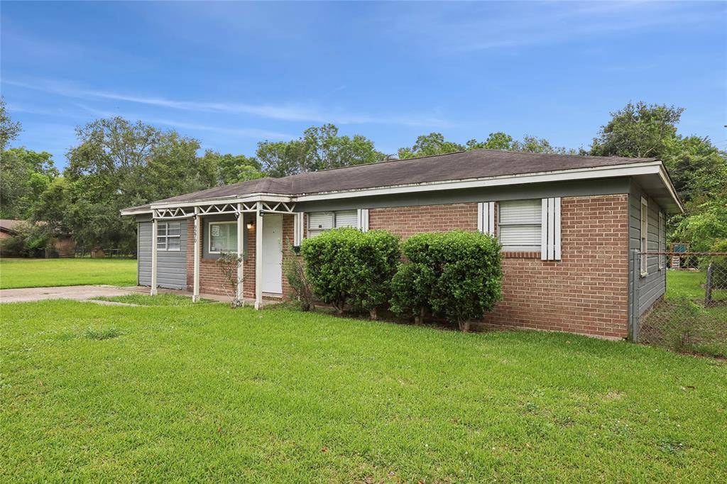 Beaumont, TX 77707,9270 Mclean ST