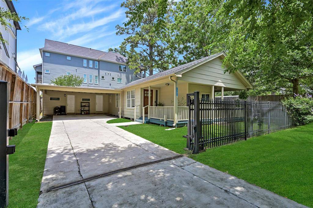 Houston, TX 77008,1731 W 22nd ST