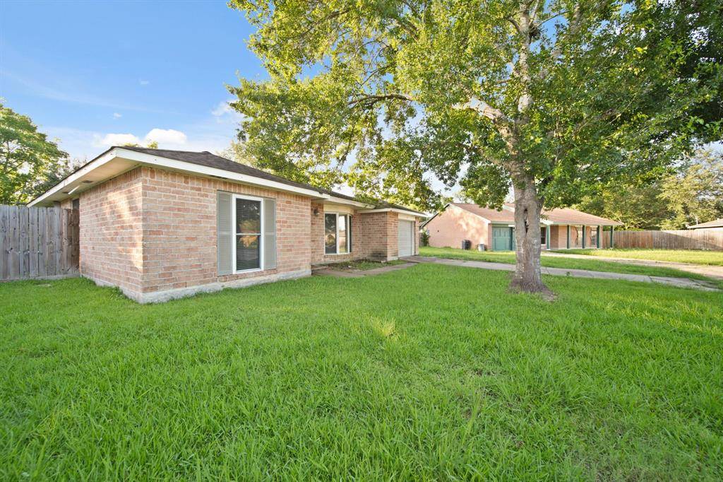 Friendswood, TX 77546,506 Brendon Park LN