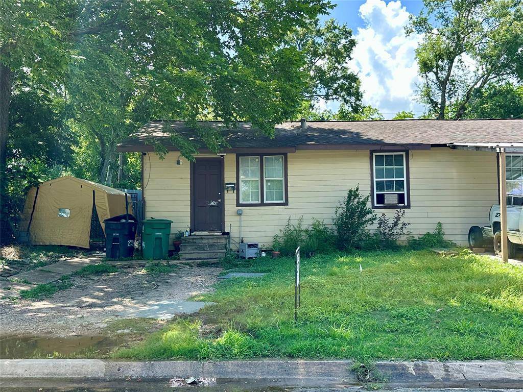 Houston, TX 77017,8225 Garland ST