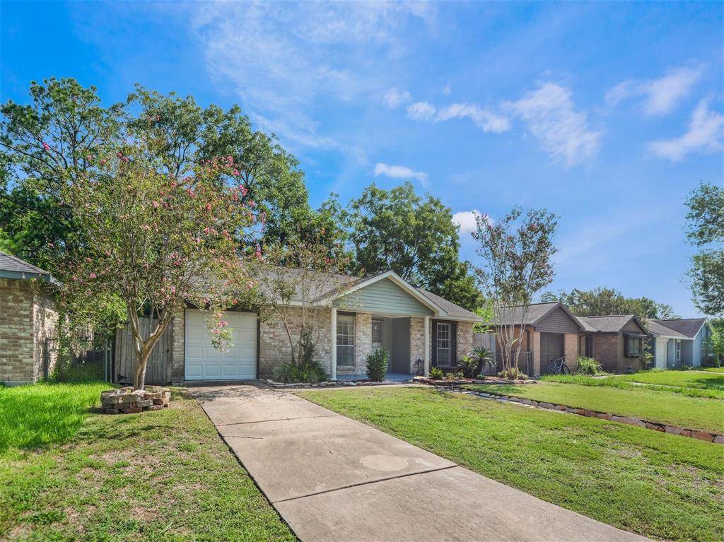 Friendswood, TX 77546,501 Bellmar LN