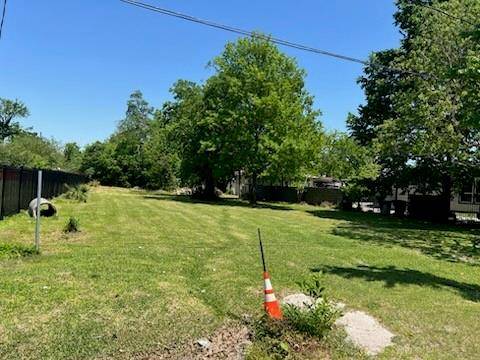 Houston, TX 77093,4727 Downs LN