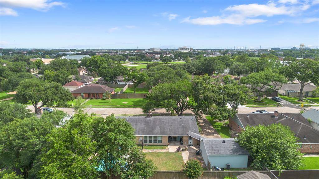 Meadows Place, TX 77477,11614 Brighton LN