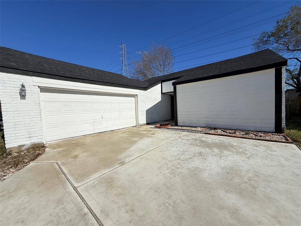 Houston, TX 77477,11715 Meadowtrail LN