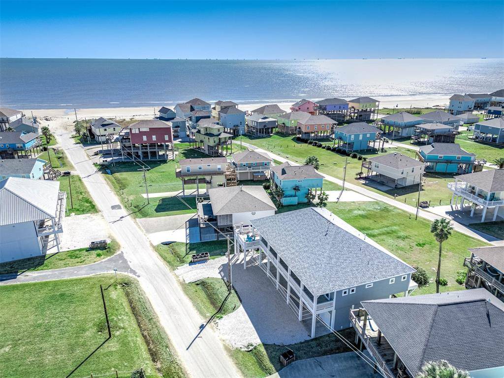 Crystal Beach, TX 77650,937 S Cove