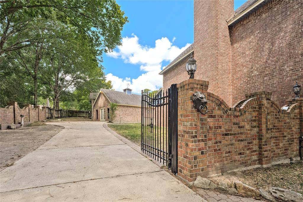 Humble, TX 77338,21615 Whispering Pines