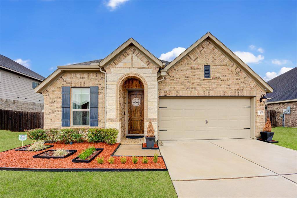 Pearland, TX 77581,2109 Hickory Valley CT