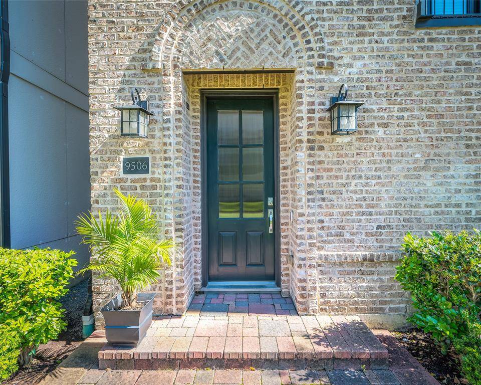Houston, TX 77045,9506 London Bridge STA