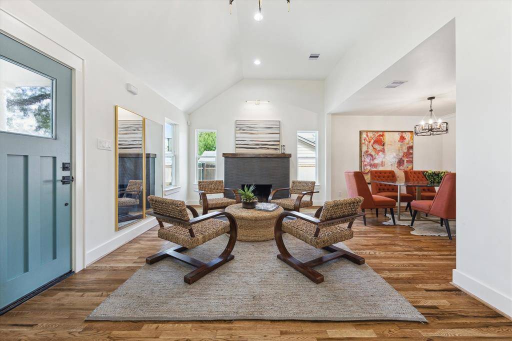 Houston, TX 77009,805 English ST