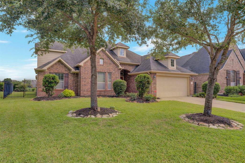 Rosenberg, TX 77469,8015 Lake Commons DR