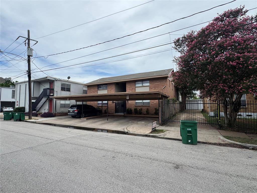 Houston, TX 77019,1914 Mcduffie ST #8