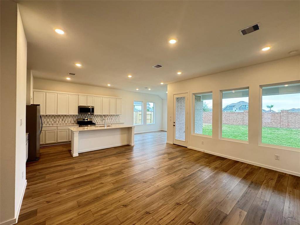 Texas City, TX 77568,3017 Palm Branch DR