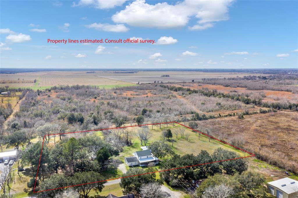 Alvin, TX 77511,10004 County Road 941e