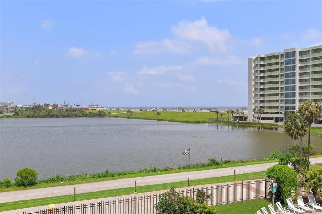 Galveston, TX 77554,9520 Seawall BLVD #248