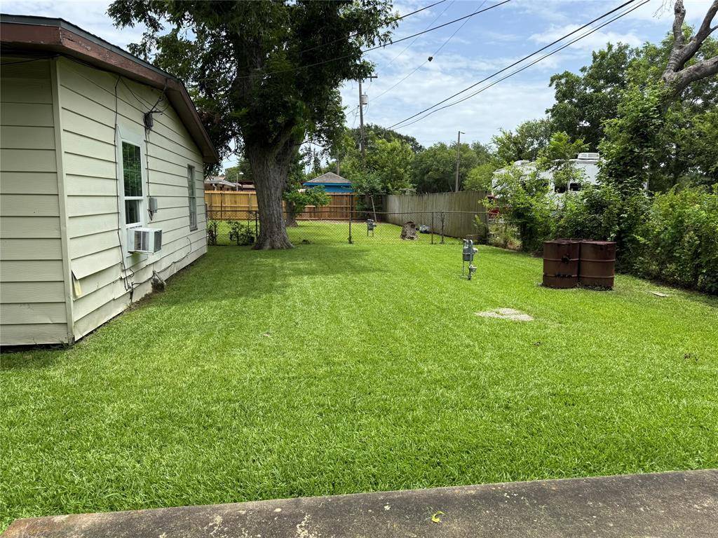 Texas City, TX 77590,2213 17th AVE N