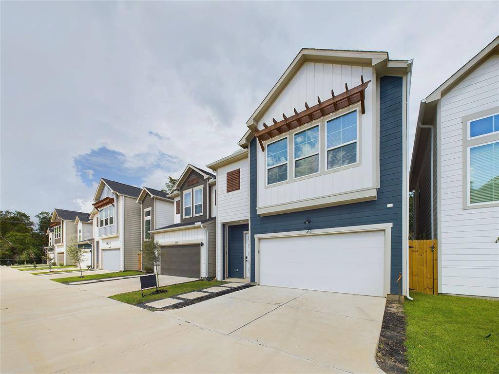 Houston, TX 77091,5817 Highland Sky LN