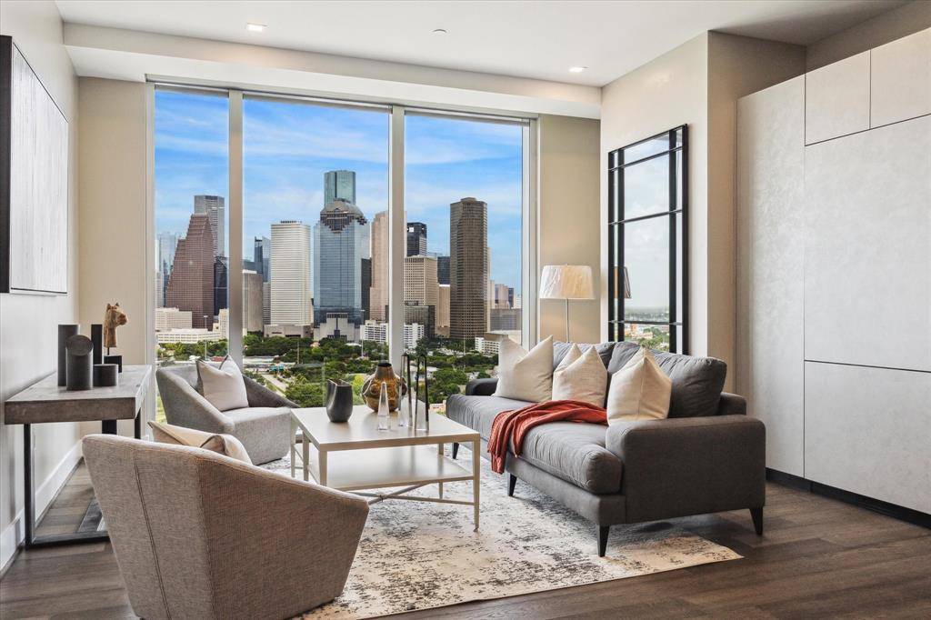 Houston, TX 77019,1711 Allen Parkway #1706