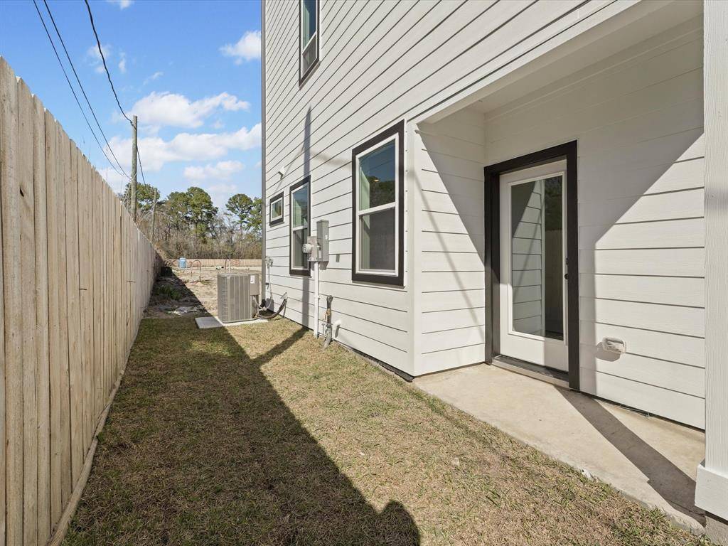 Houston, TX 77018,4706 Thornton Villas LN