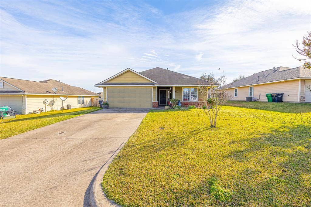 Brenham, TX 77833,1704 Weaver ST