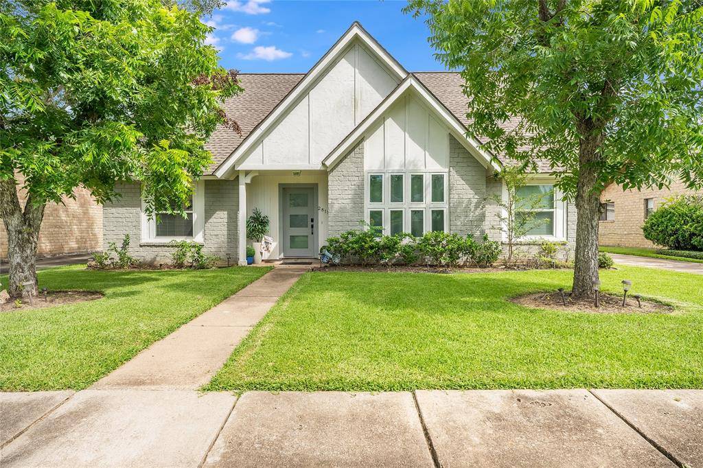 Sugar Land, TX 77479,2815 Field Line DR