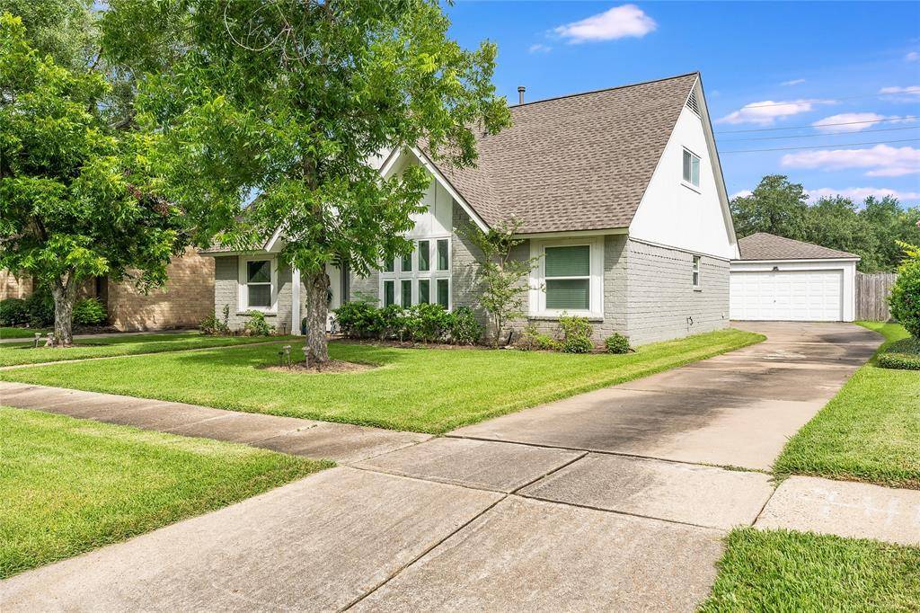 Sugar Land, TX 77479,2815 Field Line DR