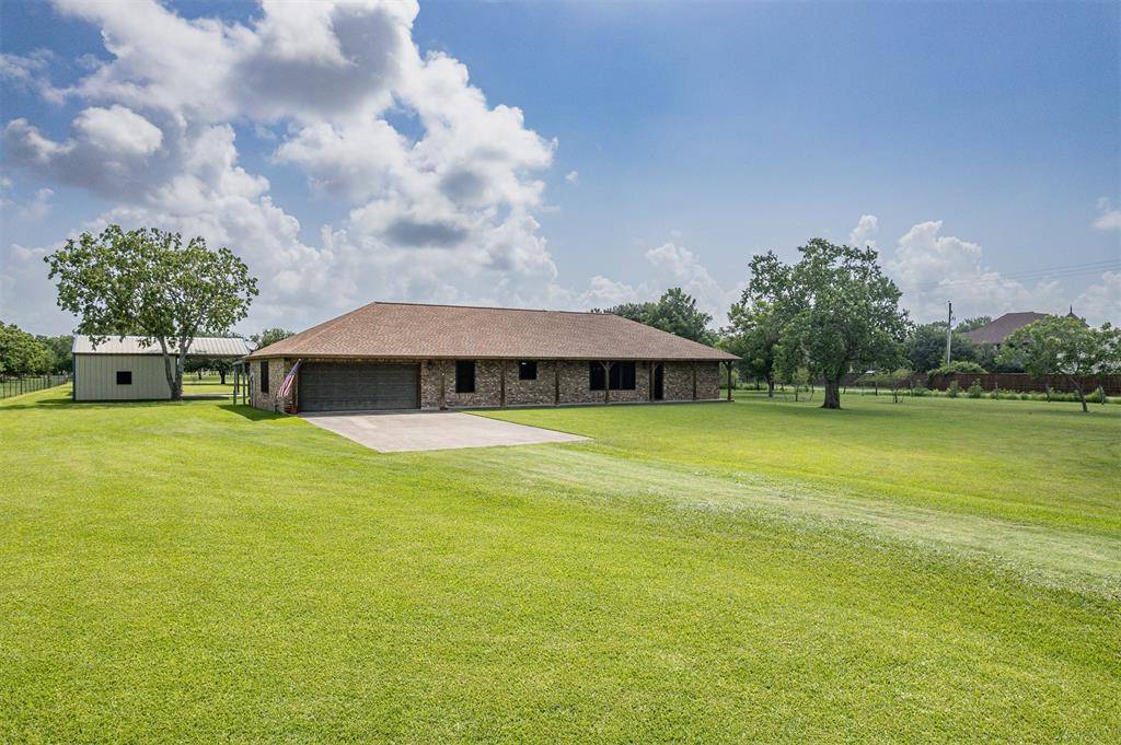 Beach City, TX 77523,9808 Point Barrow RD